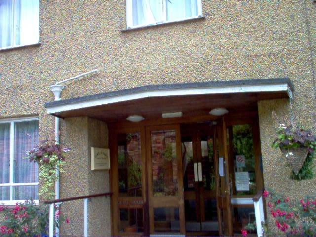 كامبرلي Tekels Park Guest House المظهر الخارجي الصورة
